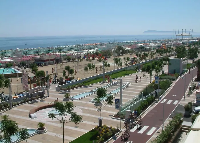 Hotel all'aeroporto: Hotel Vienna Touring